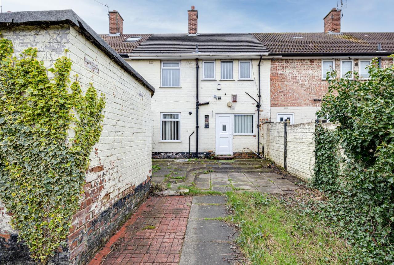 George Harrison'S Former 3Bed Home In Liverpool Speke Buitenkant foto